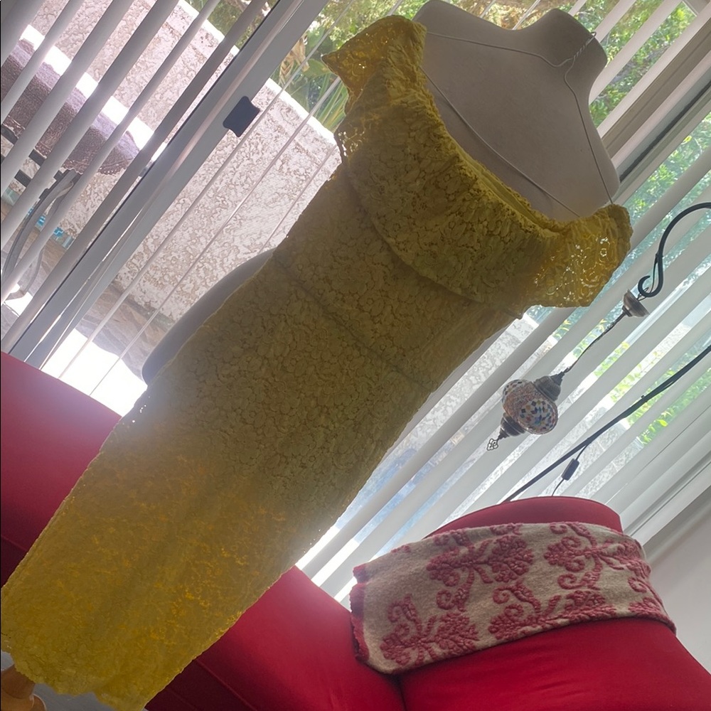 Zara Gold Lace  Midi Dress Sweetheart Neckline